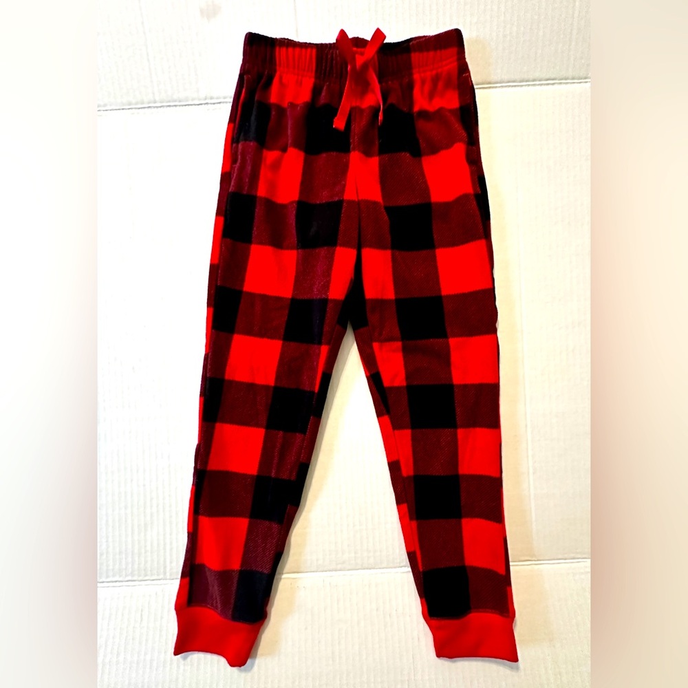 Last chance! Old Navy soft pajama pant, girl’s 8 Medium red/black buffalo check